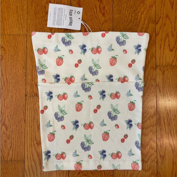 Djerf Avenue Tops - Djerf Avenue Women's Daily Tube Top Summer Berries Sleeveless XS